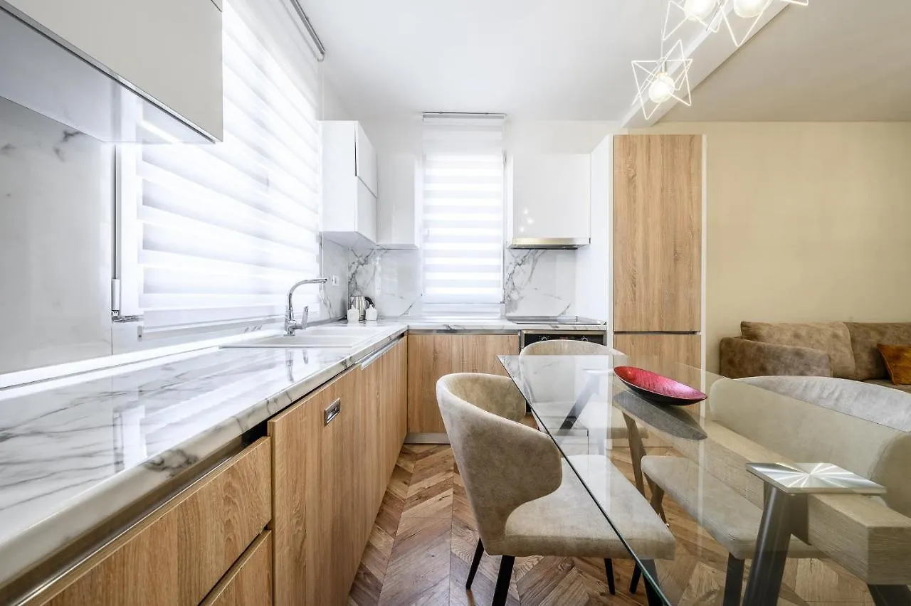 Apartment Miku Apartments-Luxury City View At Wilson Square Tirana