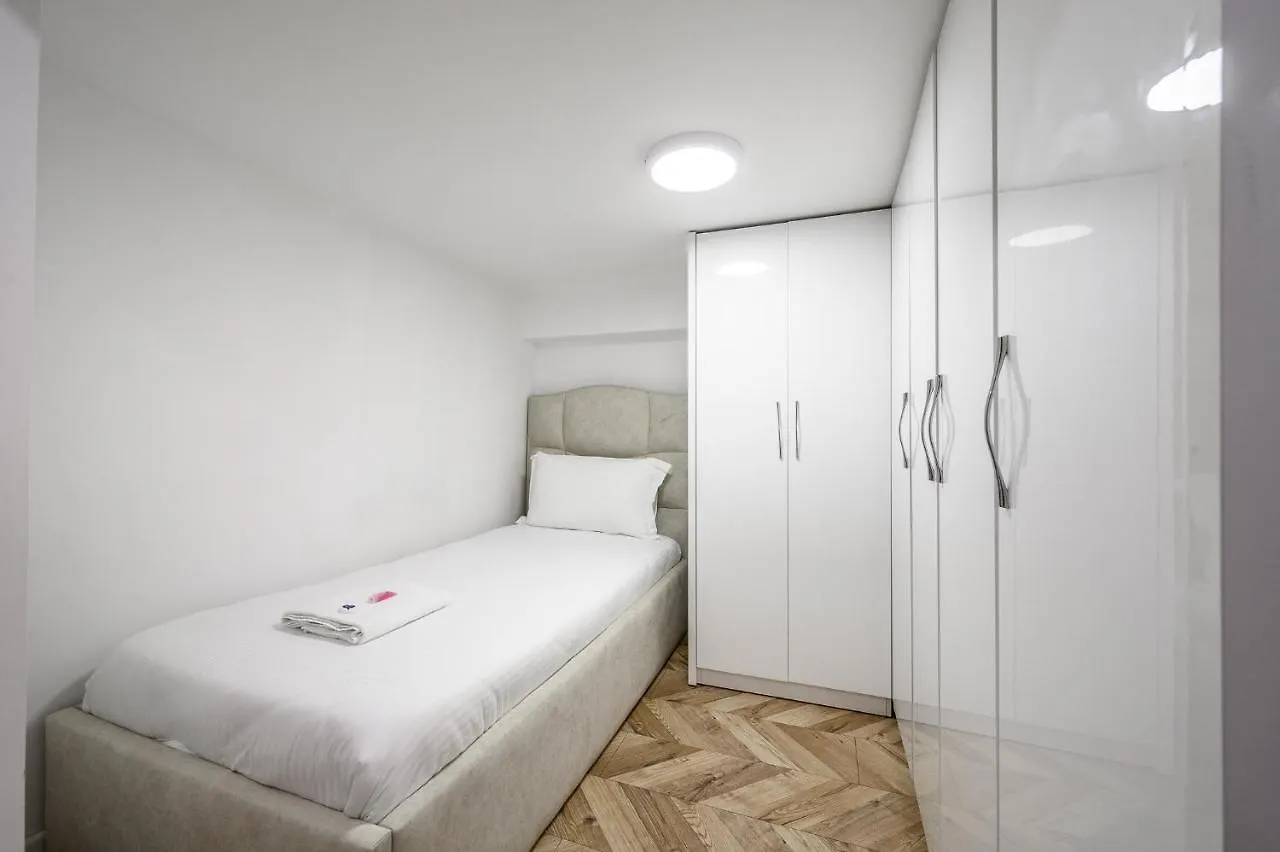 Miku Apartments-Luxury City View At Wilson Square Tirana Apartment